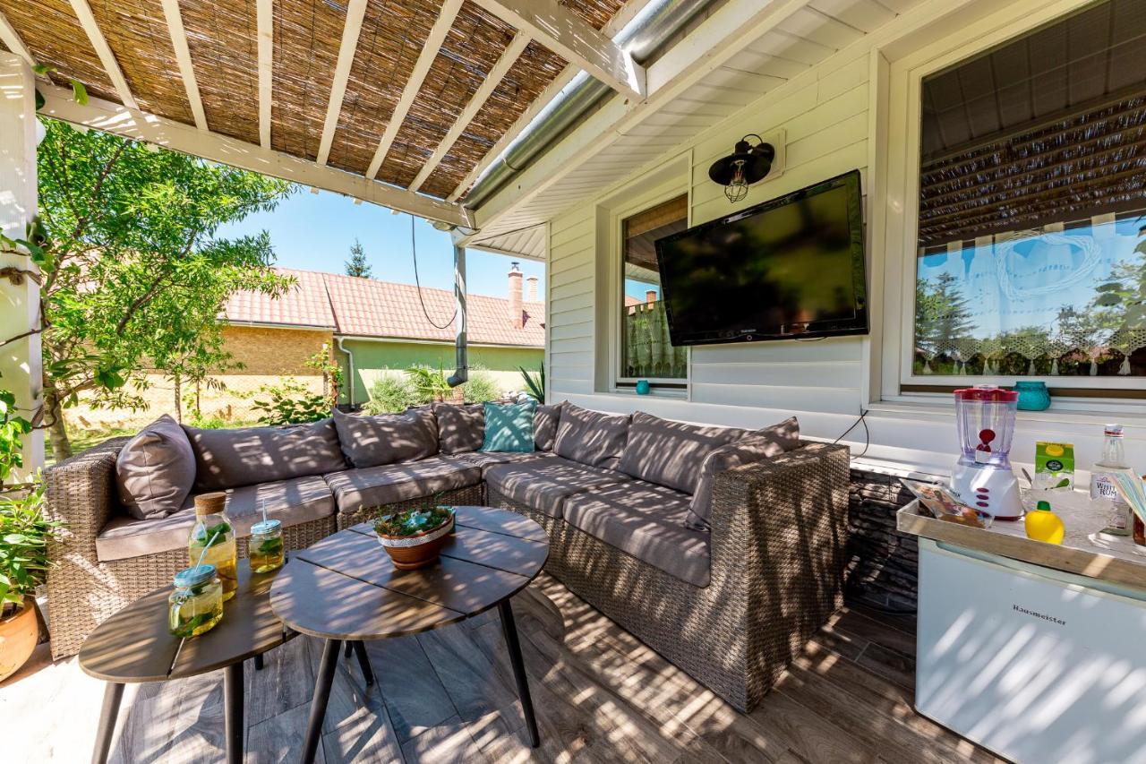 Berrybay Holidayhome Балатонкерестур Экстерьер фото